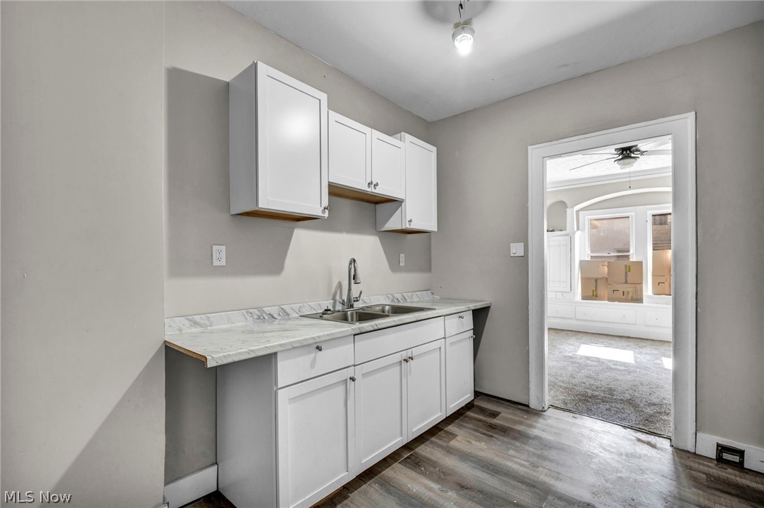 891 Paxton Road Cleveland, OH 44108 - Photo 16 of 49 Gallery Image 16