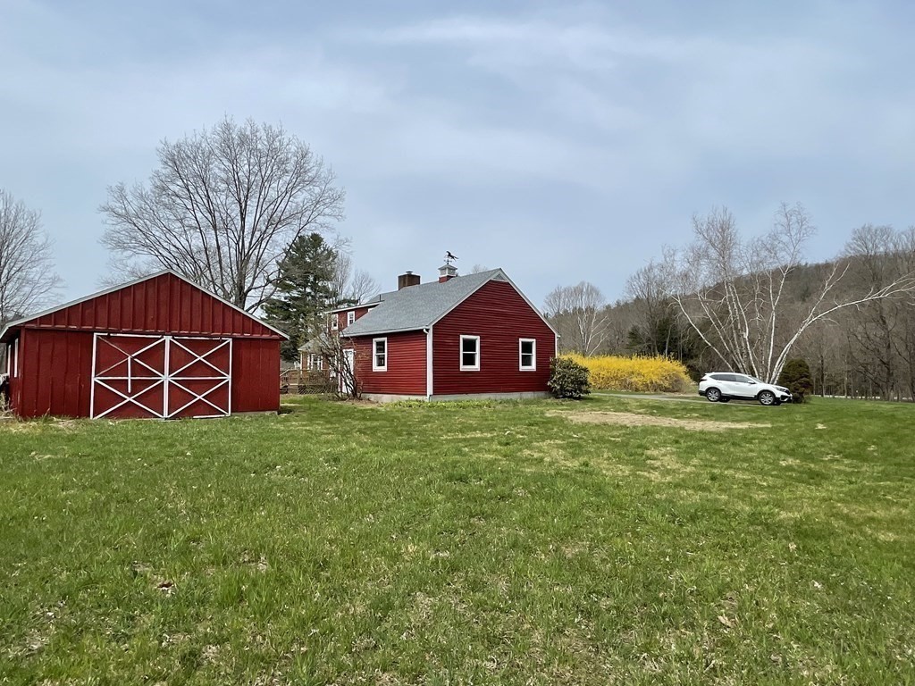 360 Main Road Westhampton, MA 01027 - Photo 4 of 42
