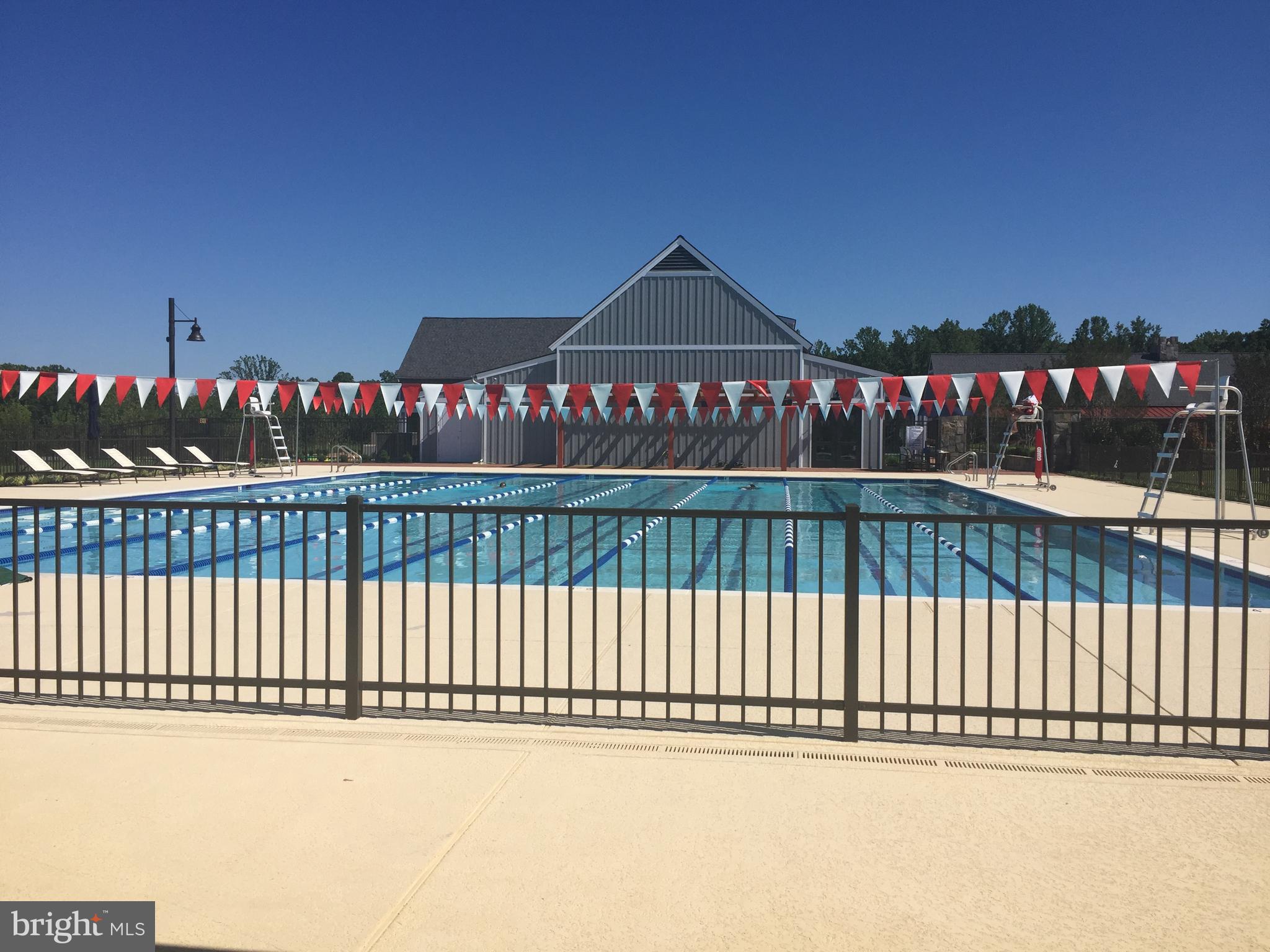 1924 Serviceberry Road Dumfries, VA 22026 - Photo 63 of 86 The deep pool