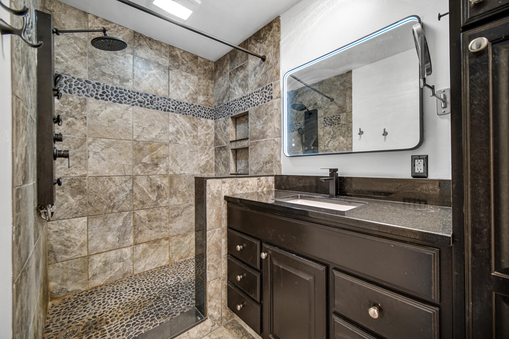 6747 West 450 Road North Michigan City, IN 46360 - Photo 26 of 37 a bathroom with a sink and a mirror