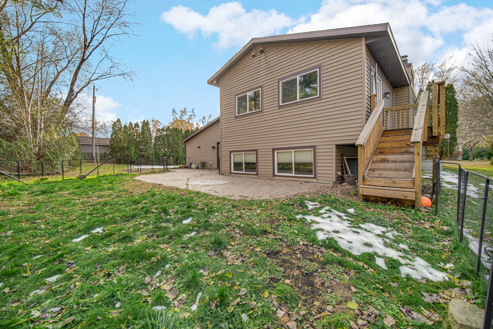 6747 West 450 Road North Michigan City, IN 46360 - Photo 33 of 37 a house view with a garden space