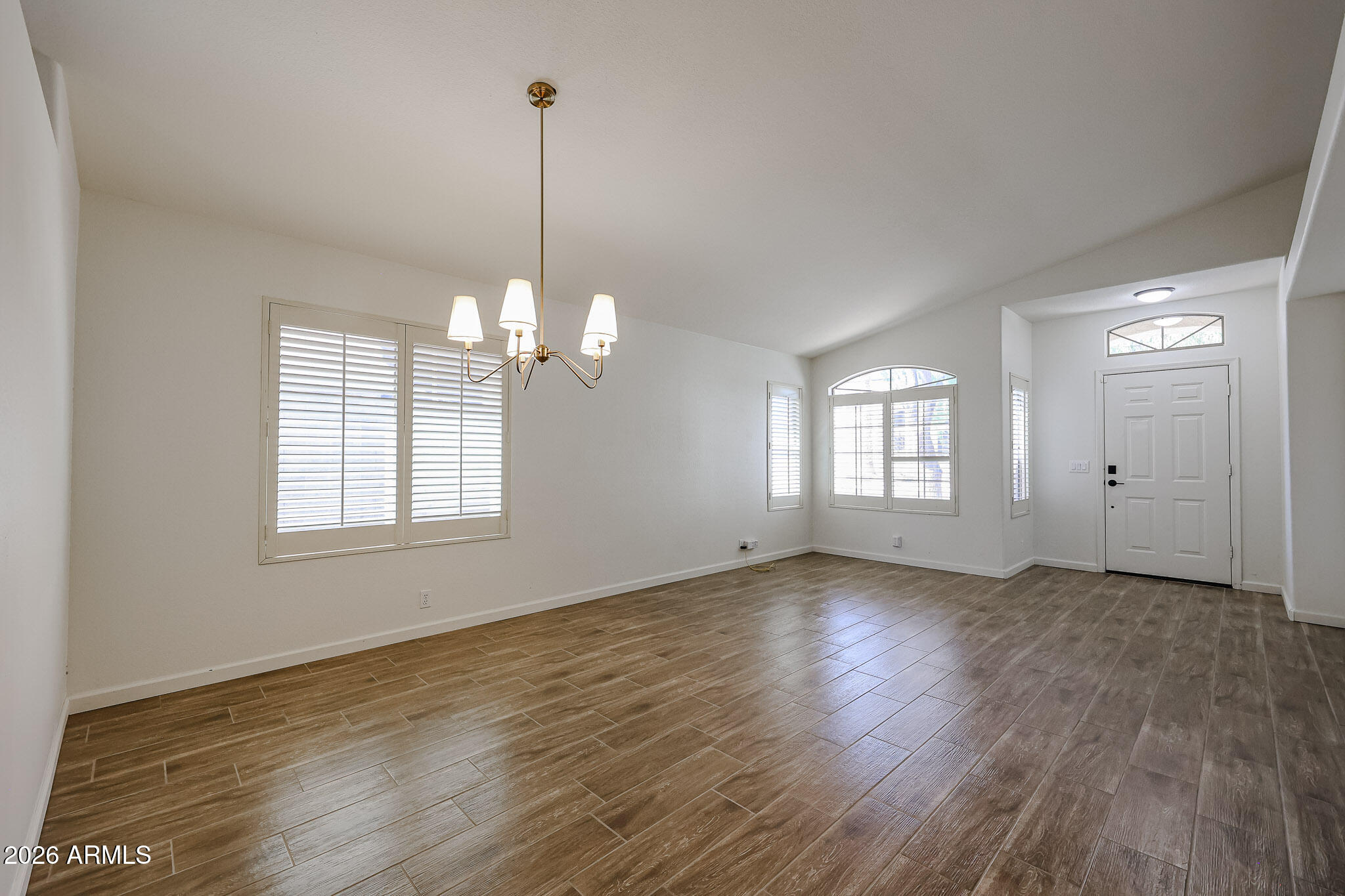 4047 East Jojoba Road Phoenix, AZ 85044 - Photo 15 of 41