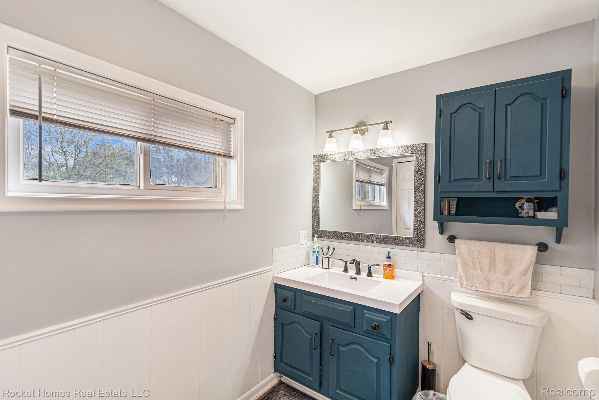10124 West Frances Road Flushing, MI 48433 - Photo 13 of 27 Gallery Image 13
