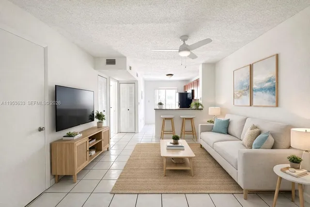 $320,000 | Silver Bluff Estates, Miami, FL 33133