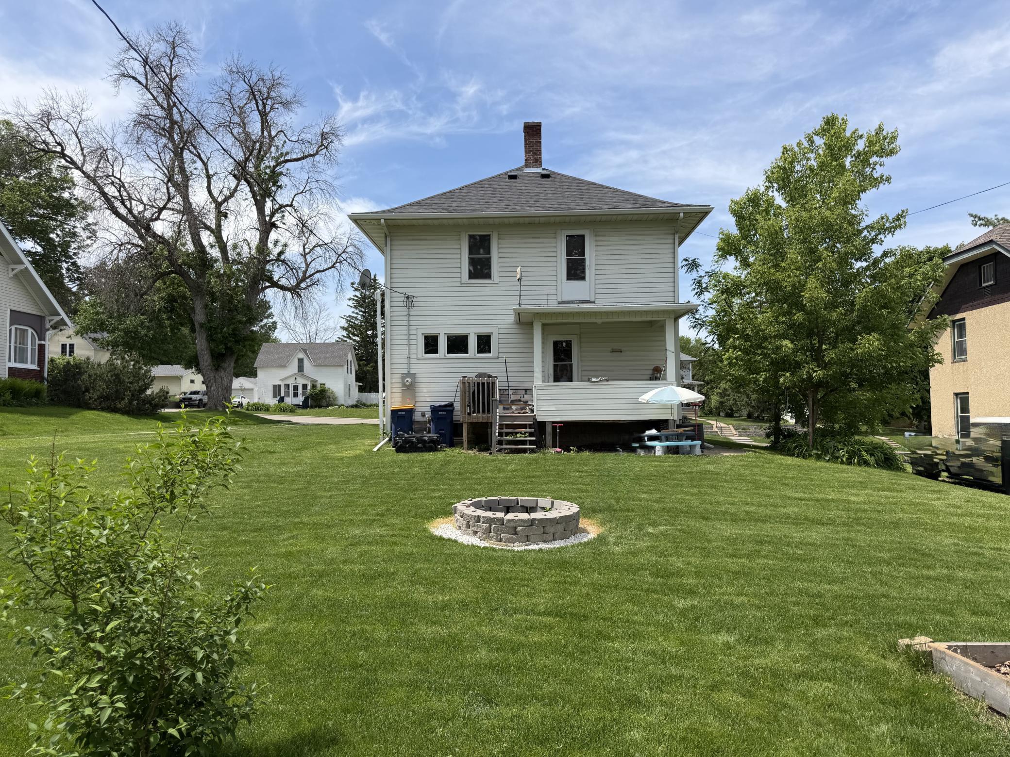 513 Red Wing Avenue Kenyon, MN 55946 - Photo 2 of 26