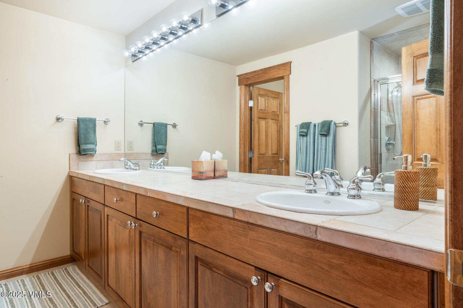 250 Red Fox Gypsum, CO 81637 - Photo 34 of 49 250 Red Fox MLS-11