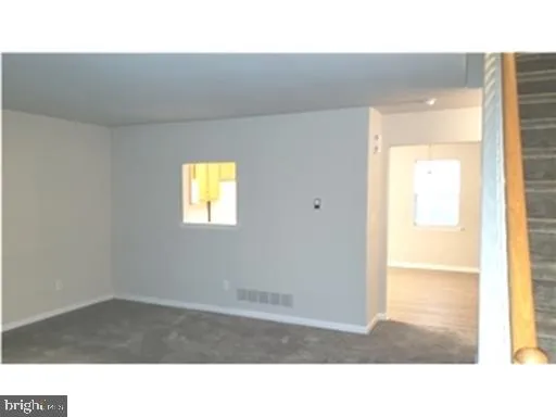 a black and white photo of a room