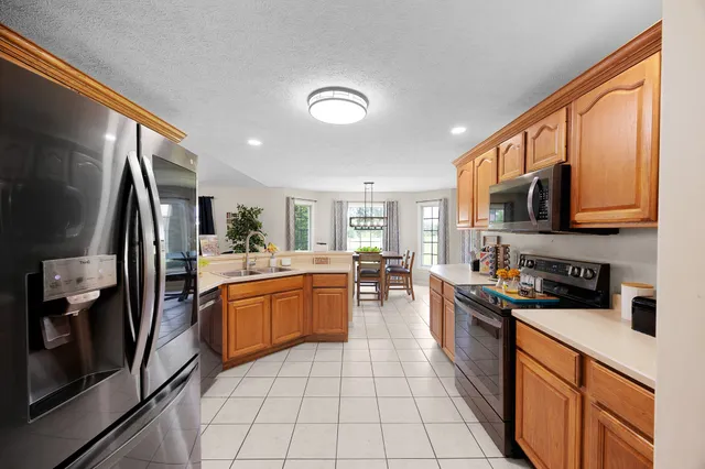 $455,000 | 112 Stillwater Drive, Paris, TN 38242