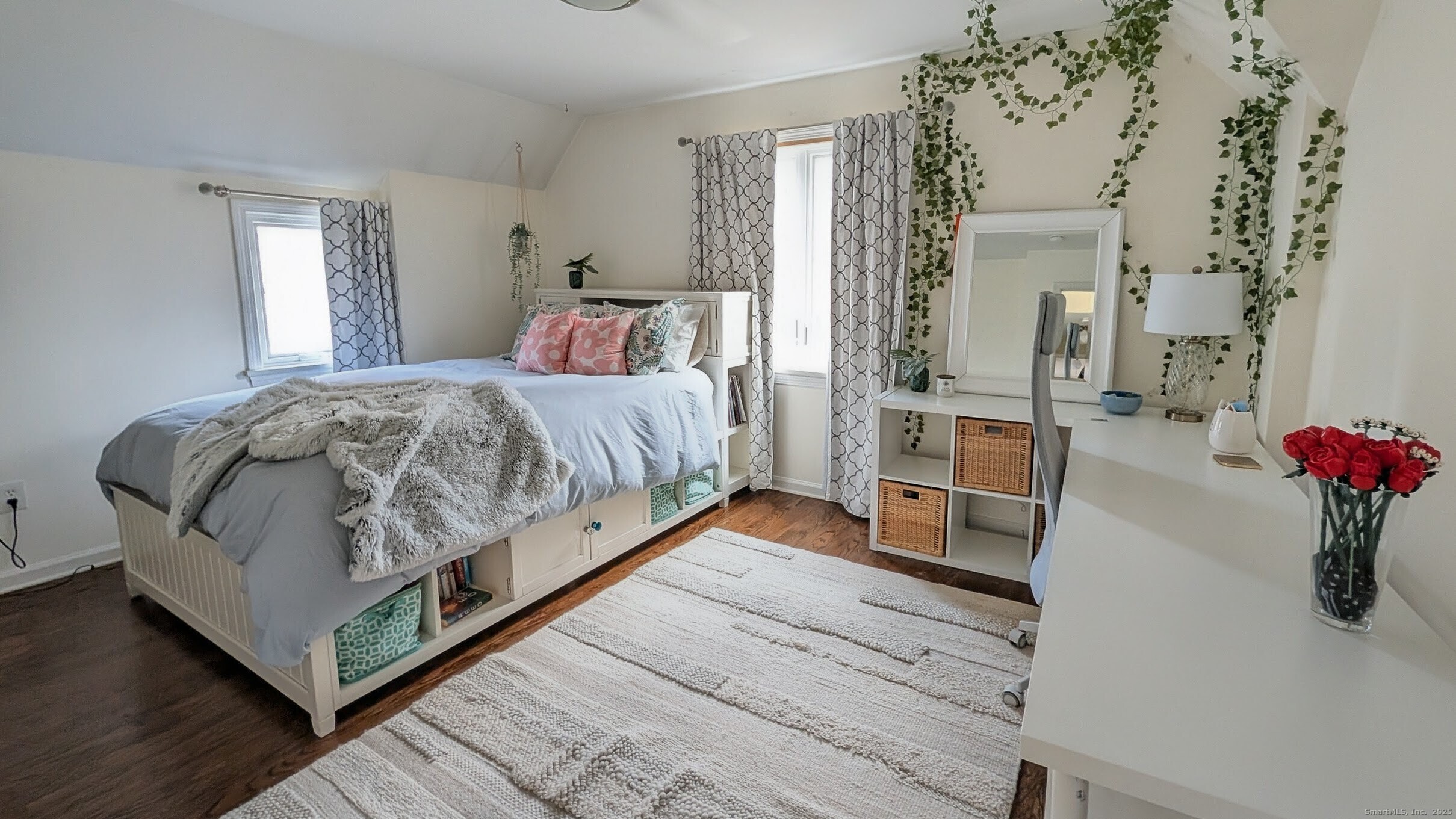 40 Hull Place Ridgefield, CT 06877 - Photo 24 of 28