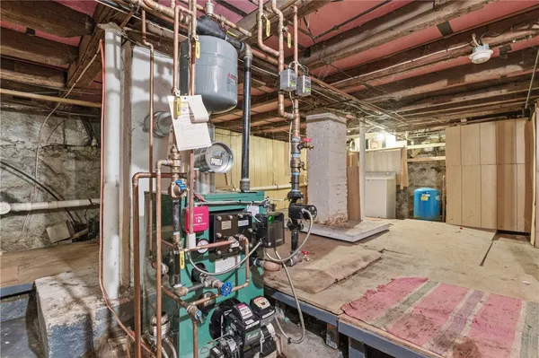 $399,900 | 86 Mendon Road, North Smithfield, RI 02896