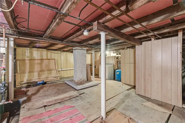 $399,900 | 86 Mendon Road, North Smithfield, RI 02896