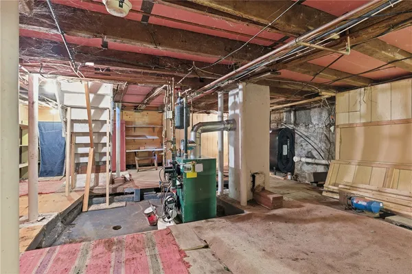 $399,900 | 86 Mendon Road, North Smithfield, RI 02896