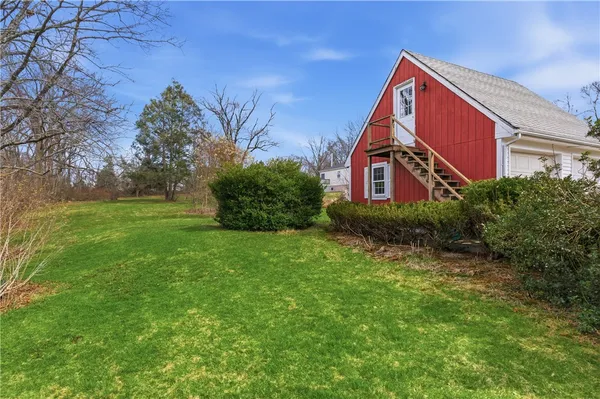 $399,900 | 86 Mendon Road, North Smithfield, RI 02896