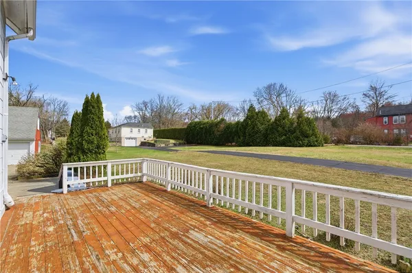 $399,900 | 86 Mendon Road, North Smithfield, RI 02896