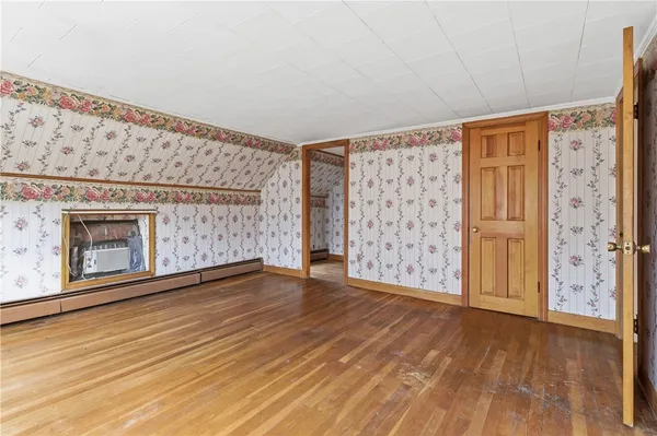 $399,900 | 86 Mendon Road, North Smithfield, RI 02896