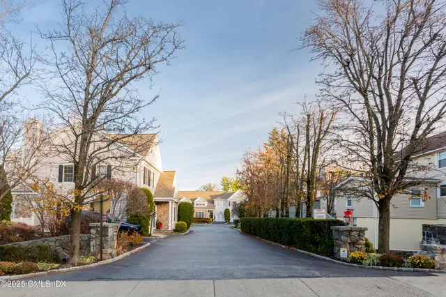 $1,299,000 | 105 Hamilton Avenue, Unit 9, Greenwich, CT 06830