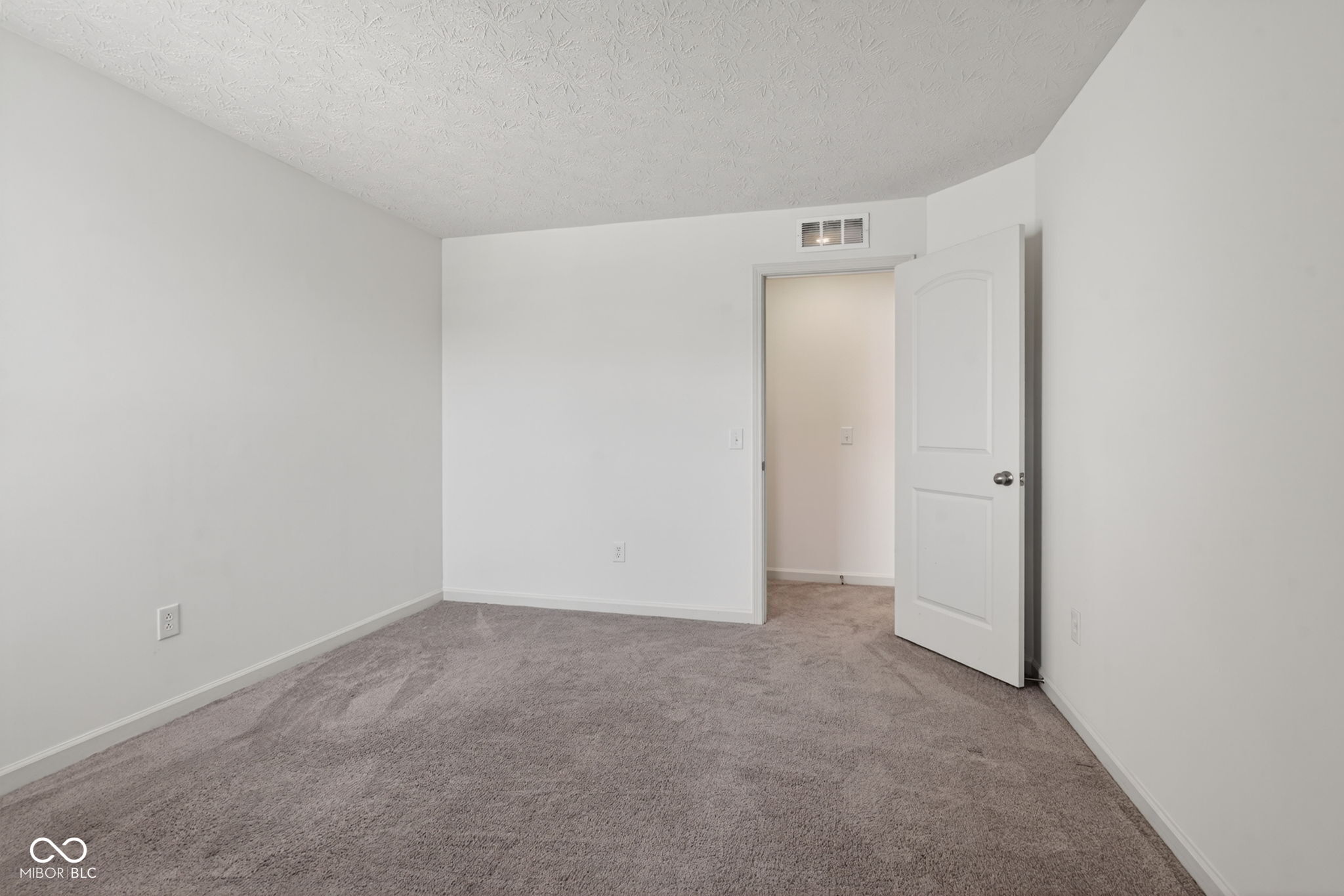 14154 Tenbury Way Fishers, IN 46037 - Photo 27 of 39