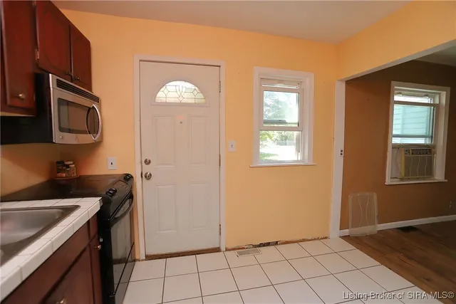 $140,000 | 201 Virginia Court, New Albany, IN 47150