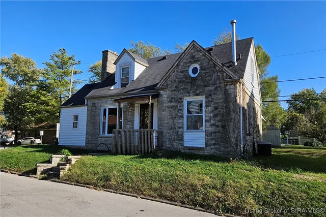 $140,000 | 201 Virginia Court, New Albany, IN 47150