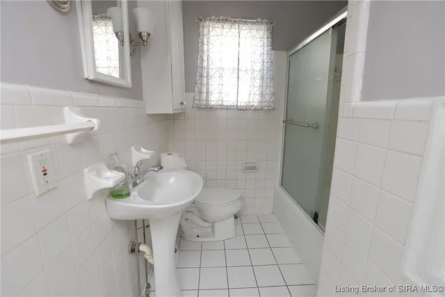 $140,000 | 201 Virginia Court, New Albany, IN 47150