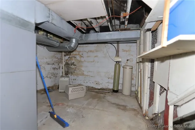 $140,000 | 201 Virginia Court, New Albany, IN 47150