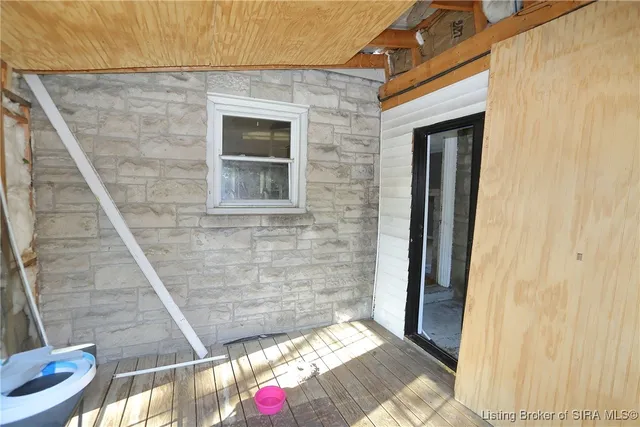 $140,000 | 201 Virginia Court, New Albany, IN 47150