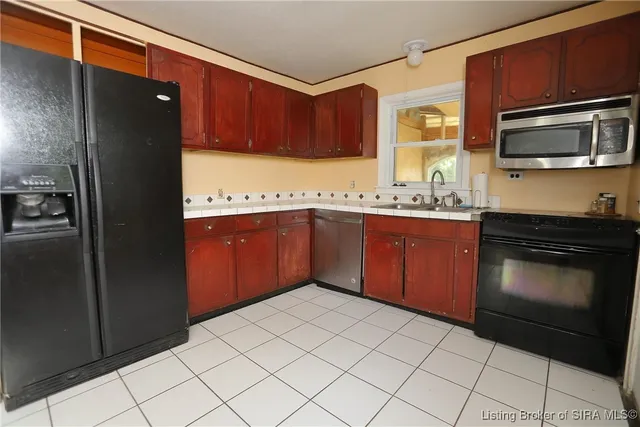 $140,000 | 201 Virginia Court, New Albany, IN 47150