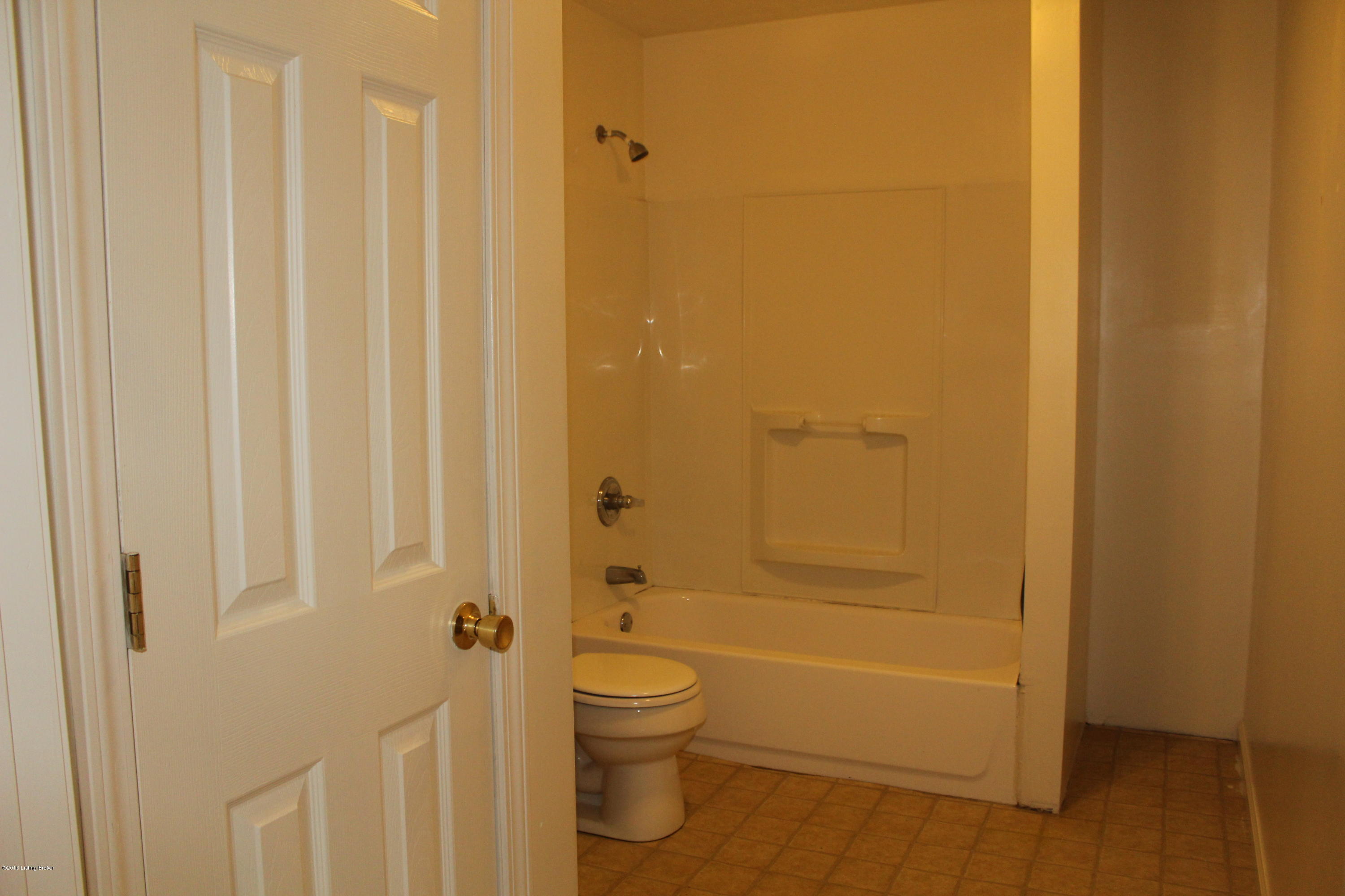 361 Bullitt Road Simpsonville, KY 40067 - Photo 13 of 18 IMG_0607