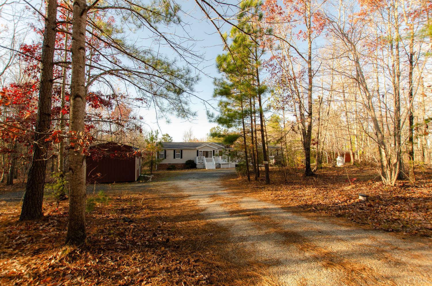 1708 Mud Street Concord, VA 24538 - Photo 42 of 44 a view of a yard with trees