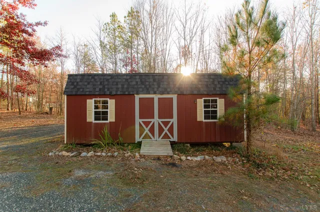 $217,000 | 1708 Mud Street, Concord, VA 24538