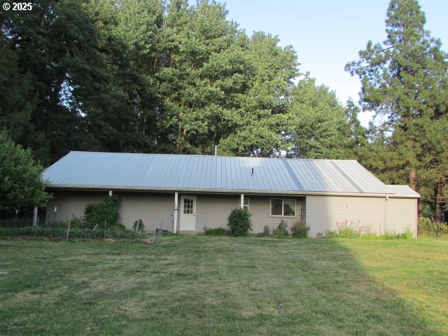 21451 Southeast Webfoot Road Dayton, OR 97114 - Photo 4 of 39 Gallery Image 4