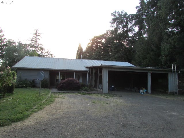 21451 Southeast Webfoot Road Dayton, OR 97114 - Photo 9 of 39 Gallery Image 9