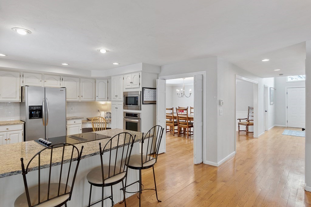 60 Virginia Ridge Road Sudbury, MA 01776 - Photo 11 of 32