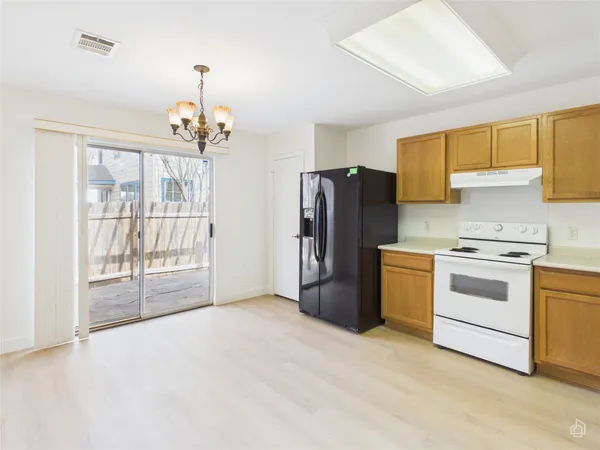 $1,800 | 6824 Walkup Lane, Austin, TX 78747