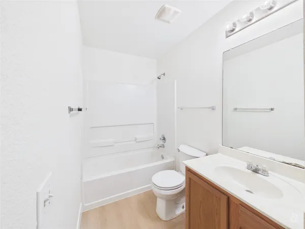 $1,800 | 6824 Walkup Lane, Austin, TX 78747