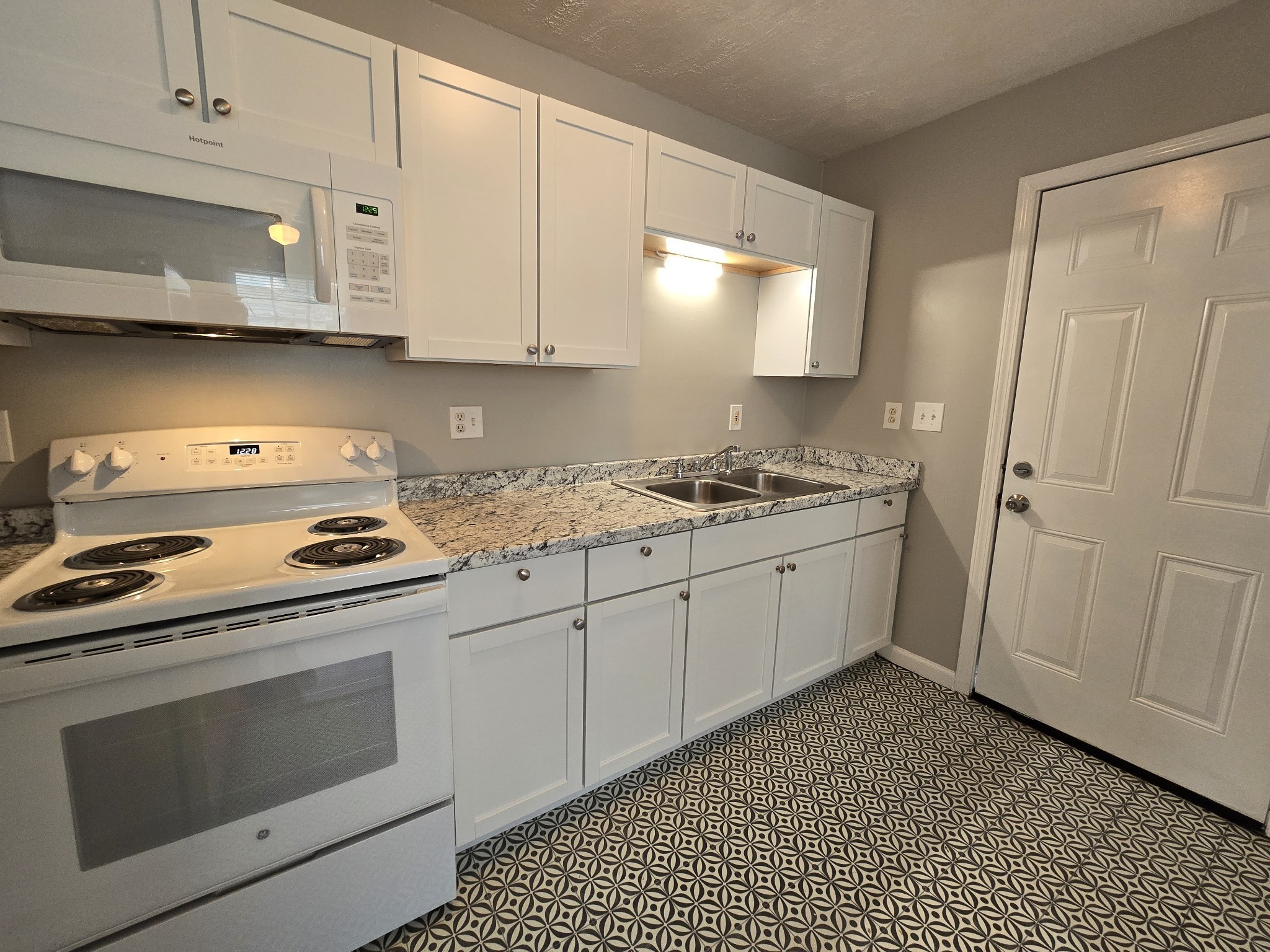 222 Burch Road Clarksville, TN 37042 - Photo 10 of 20
