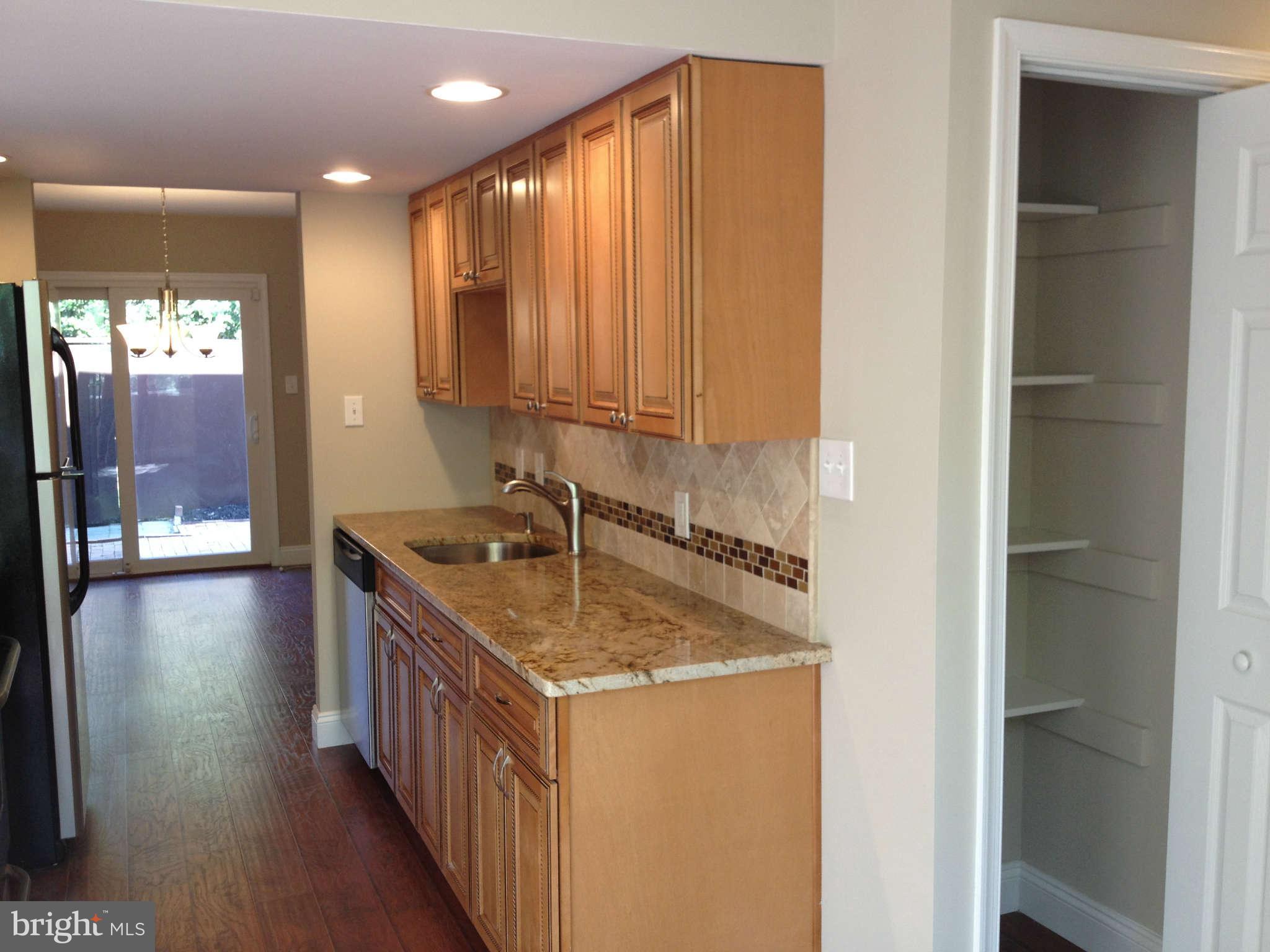 11180 Forest Edge Drive Reston, VA 20190 - Photo 17 of 24 Kitchen