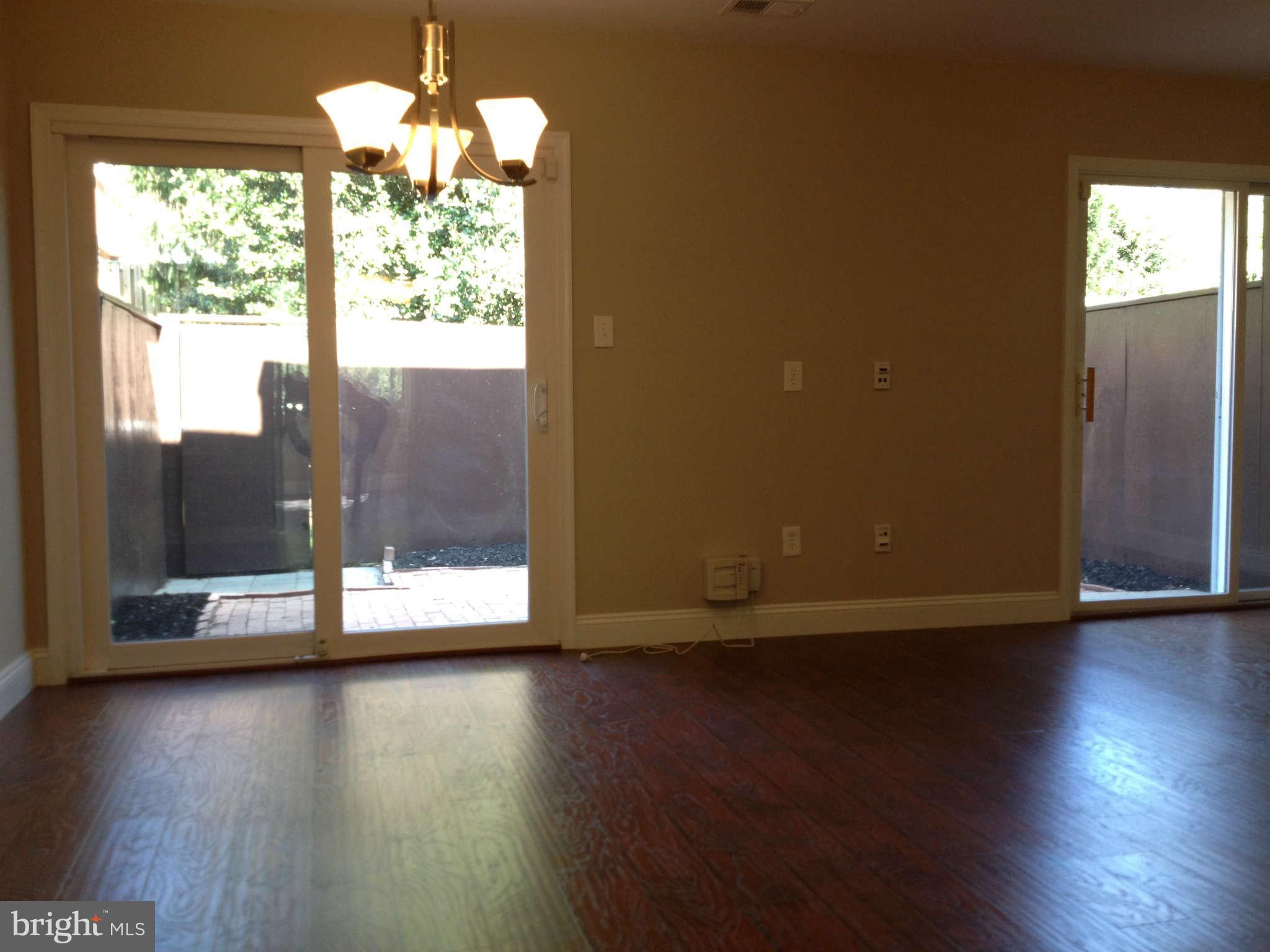 11180 Forest Edge Drive Reston, VA 20190 - Photo 18 of 24 Dining Room