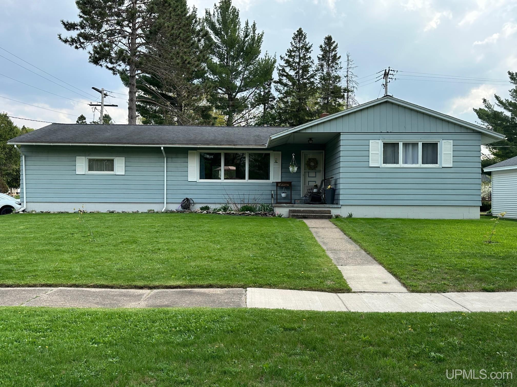 778 Poplar Street Ishpeming, MI 49849 - Photo 1 of 61