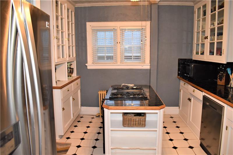 441 Ridgeway Street Greensburg, PA 15601 - Photo 9 of 20 Gallery Image 9