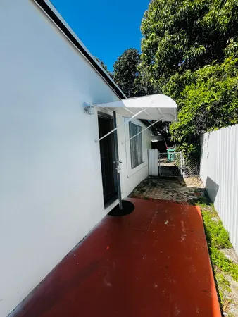 $1,100 | 19530 Northwest 11th Avenue, Miami Gardens, FL 33169