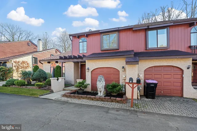 a front view of house with yard