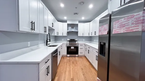 $595,000 | 585 Washington Street, Unit 202, Quincy, MA 02169