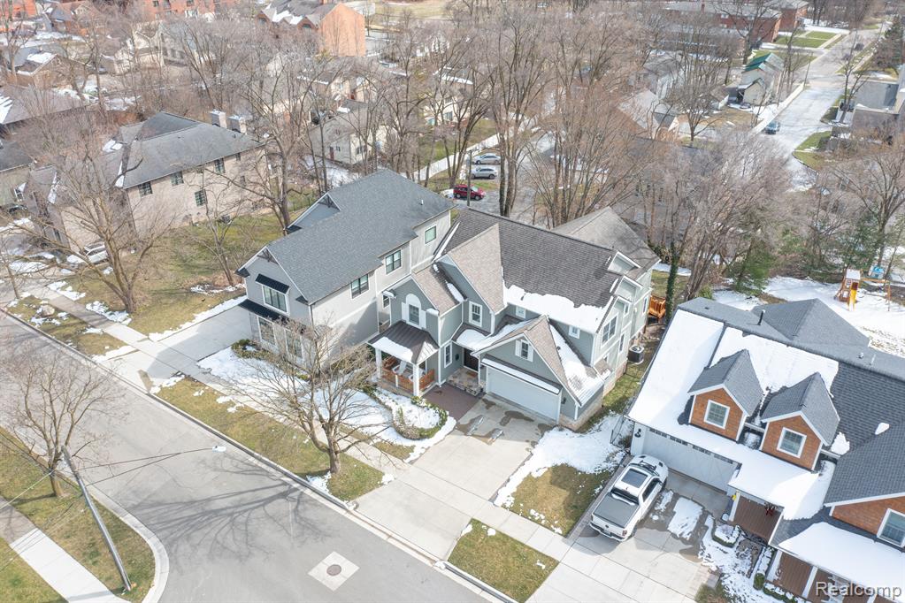327 West 2nd Street Rochester, MI 48307 - Photo 53 of 65
