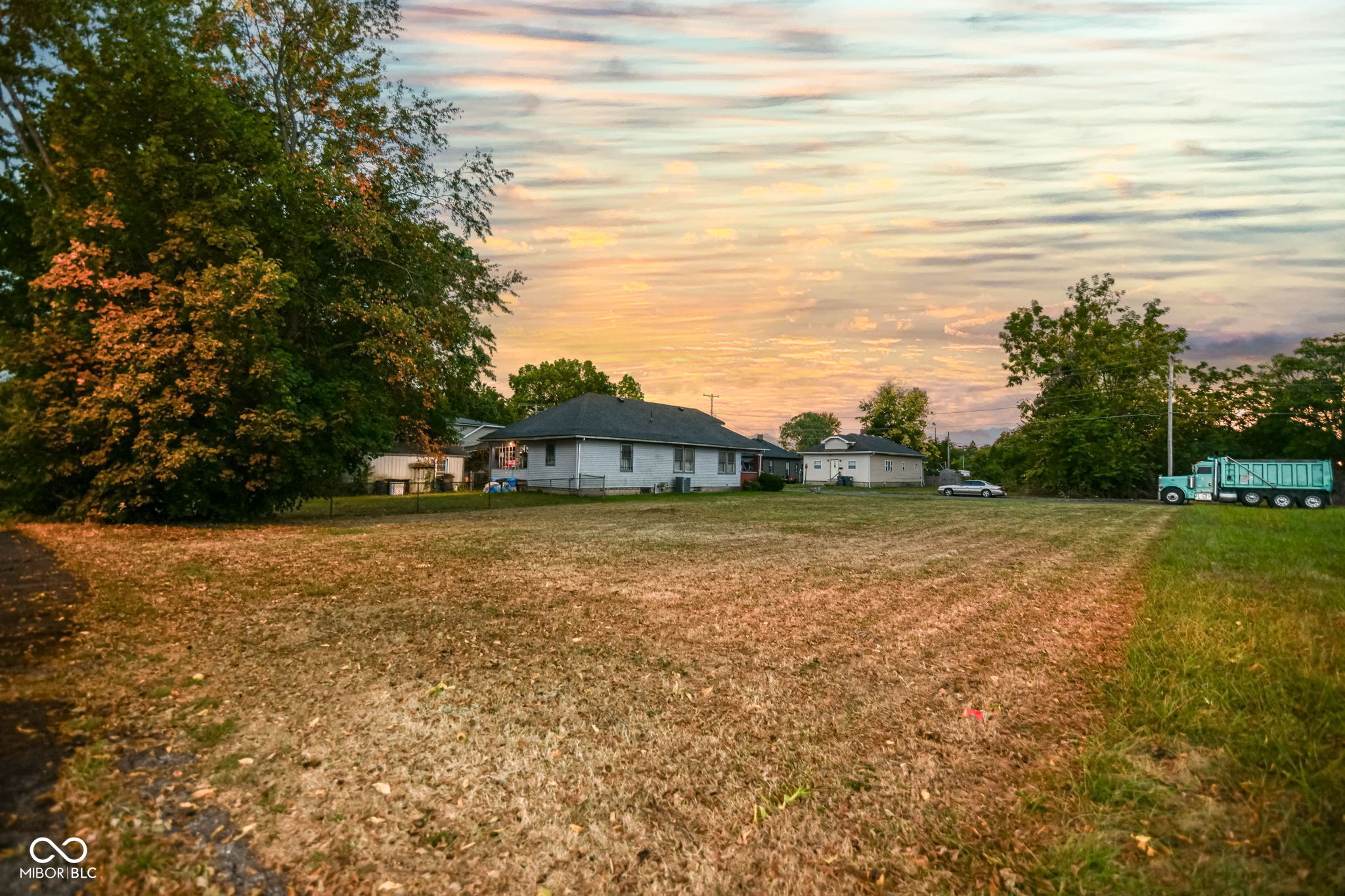 2114 Locust Street Anderson, IN 46016 - Photo 3 of 5