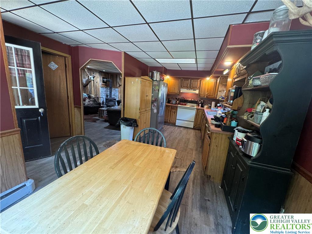 2330 Long Run Road Lehighton, PA 18235 - Photo 12 of 25 Eat in kitchen
