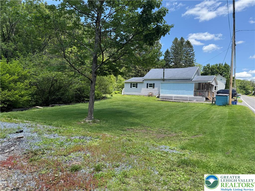 2330 Long Run Road Lehighton, PA 18235 - Photo 3 of 25 Left side yard