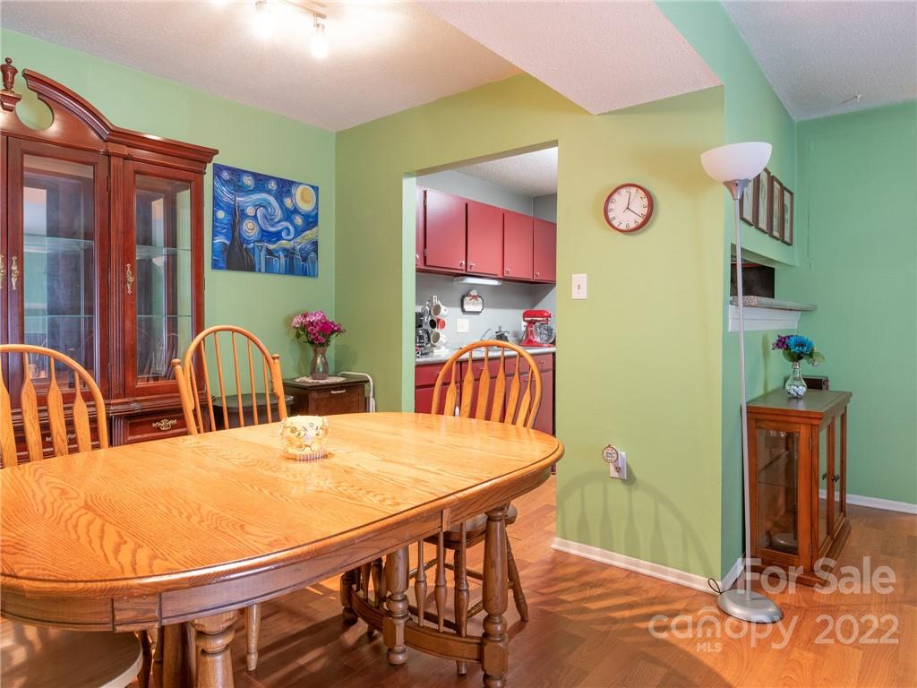 5012 Sardis Road, Unit E Charlotte, NC 28270 - Photo 3 of 31 Gallery Image 3