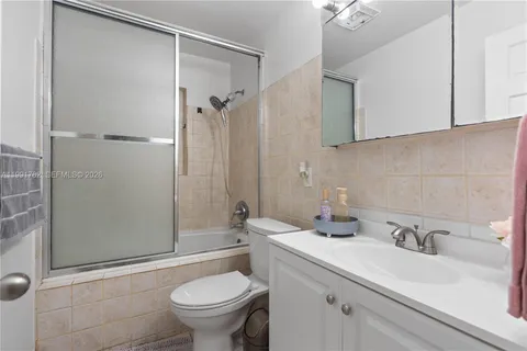 $599,000 | 630 Northeast 23rd Court, Pompano Beach, FL 33064