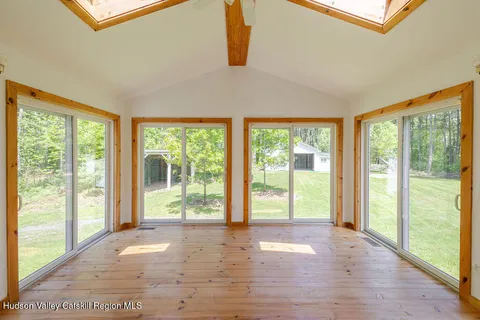$625,000 | 534 Collins Street, Hillsdale, NY 12529